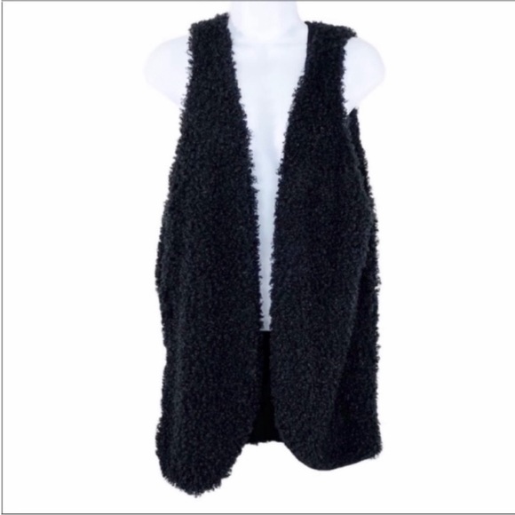 PEPPERMINT fuzzy furry vest L black - Picture 1 of 9